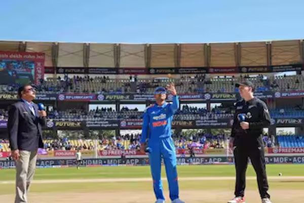 India vs New Zealand, 3rd ODI | ಇಂದೋರ್‌ನಲ್ಲಿ ಸರಣಿ ತೀರ್ಮಾನ: ಟಾಸ್ ಗೆದ್ದು ಬೌಲಿಂಗ್ ಆಯ್ದುಕೊಂಡ ಟೀಮ್ ಇಂಡಿಯಾ